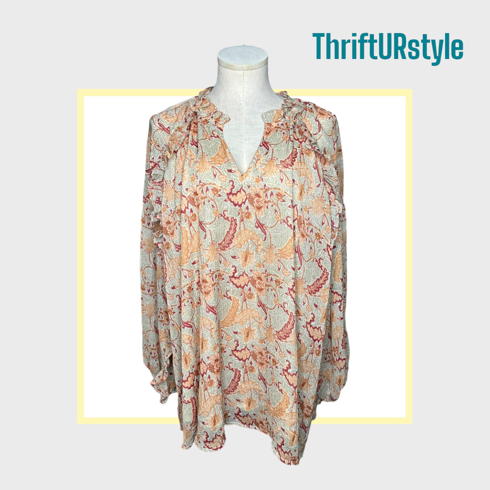 Entro Women's 1X long sleeve Boho‎ floral top, V-neck, Ruffle details